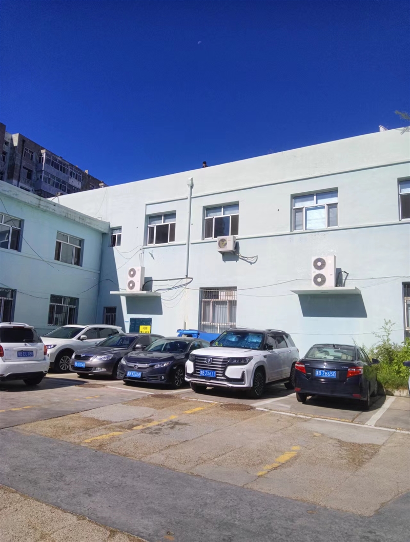 大家上午好！有能换雨漏管的跟我连系